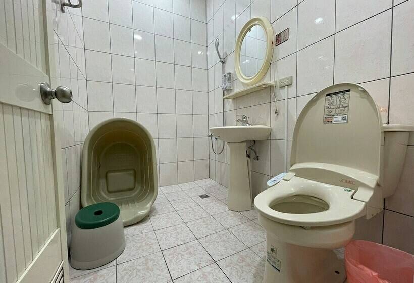 تختخواب و صبحانه Nanyang62