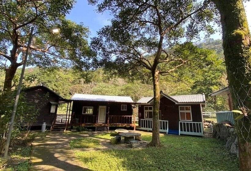 تختخواب و صبحانه Nanyang62