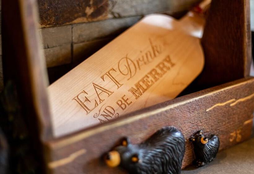 Come Snuggle Up At Cozy Bear Cabin!