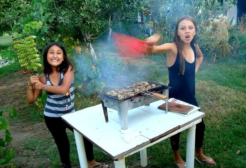 Demetgul Apart Pansiyon