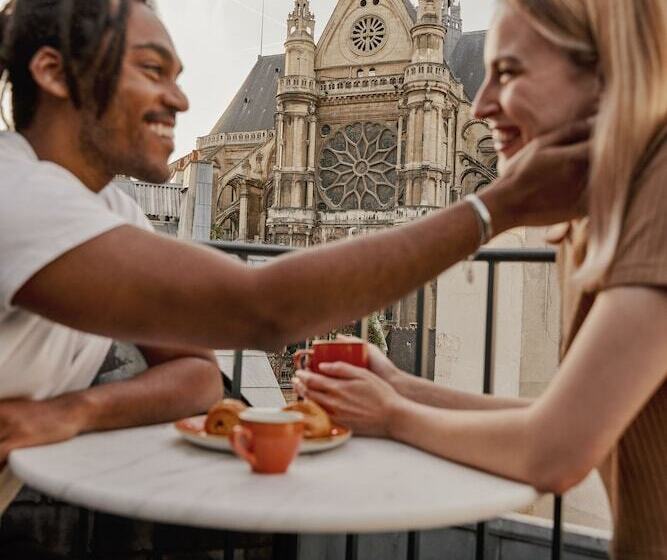 Edgar Suites Louvre  Jour