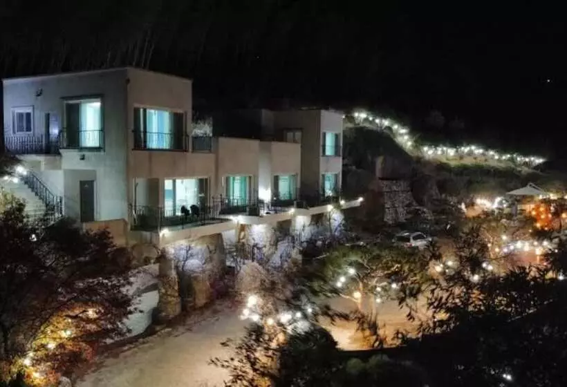 Hadong Mulkkot Gardens Pension