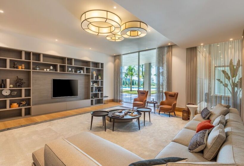 Hiddenbay Teos Hotel Sigacik