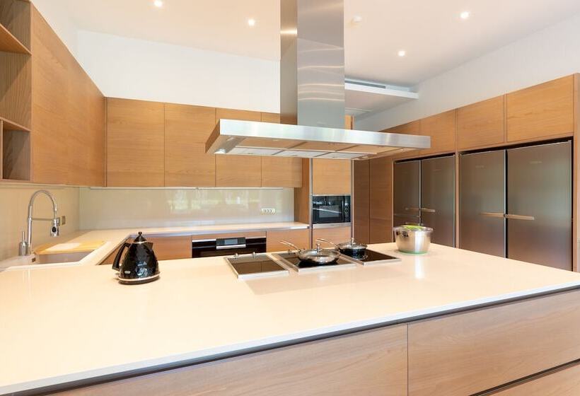 Hiddenbay Teos Hotel Sigacik