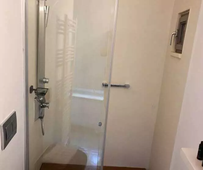 ホテル Clock Tower