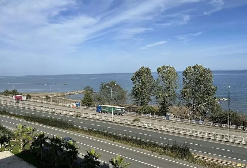 Hotelli şehrar Suit