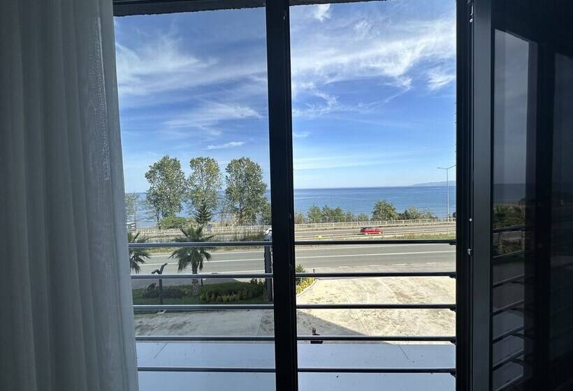 ホテル şehrar Suit