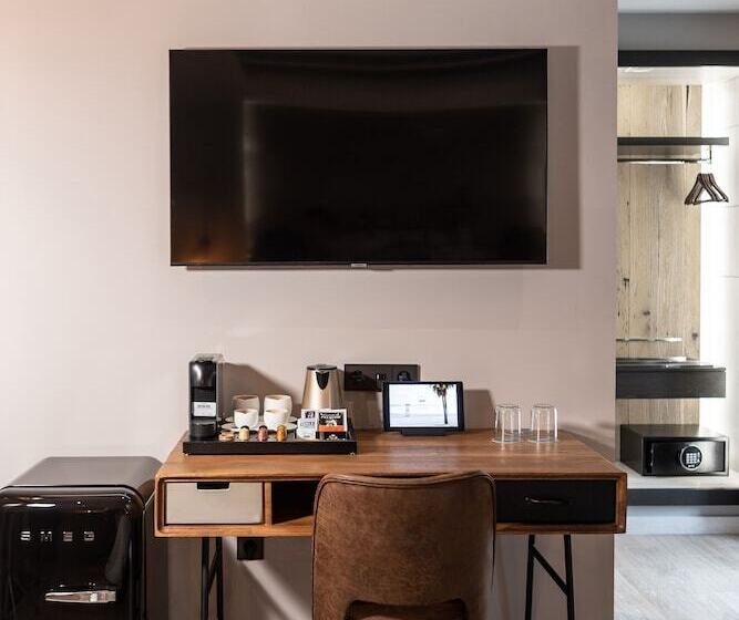 فندق El Castillo La Ciudadela Marbella