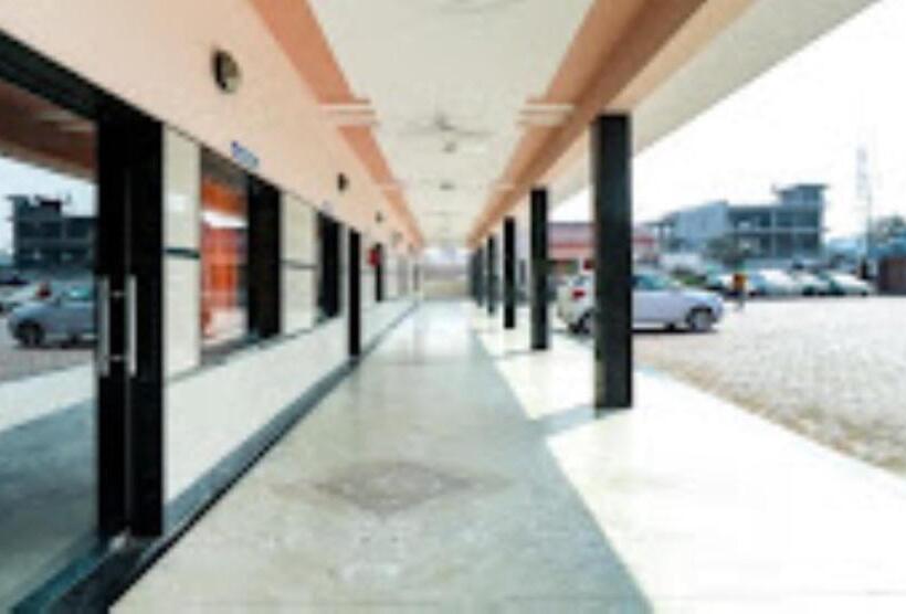 Hotel Goroomgo Galaxy Mathura