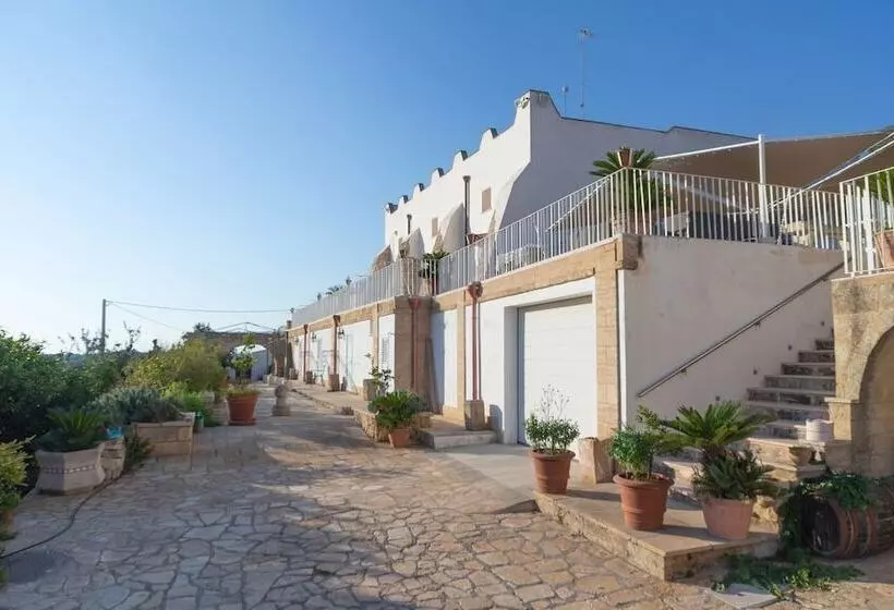 Maaseutuhotelli Masseria Bufolaria