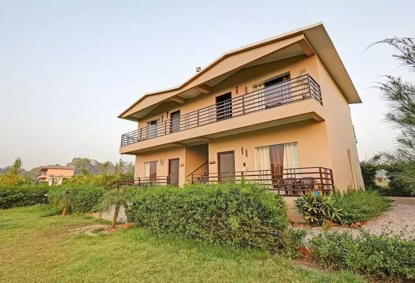ホテル Treebo Kaira Resort With Pool View, 5 Km From Jim Corbett Jungle Safari