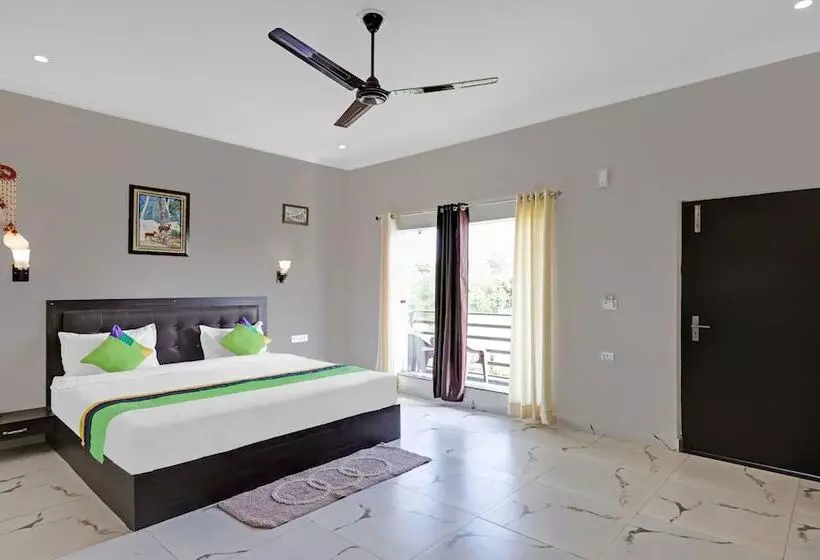 ホテル Treebo Kaira Resort With Pool View, 5 Km From Jim Corbett Jungle Safari