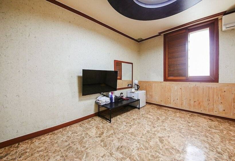 Motel Jeonju Dongsandong Cypress