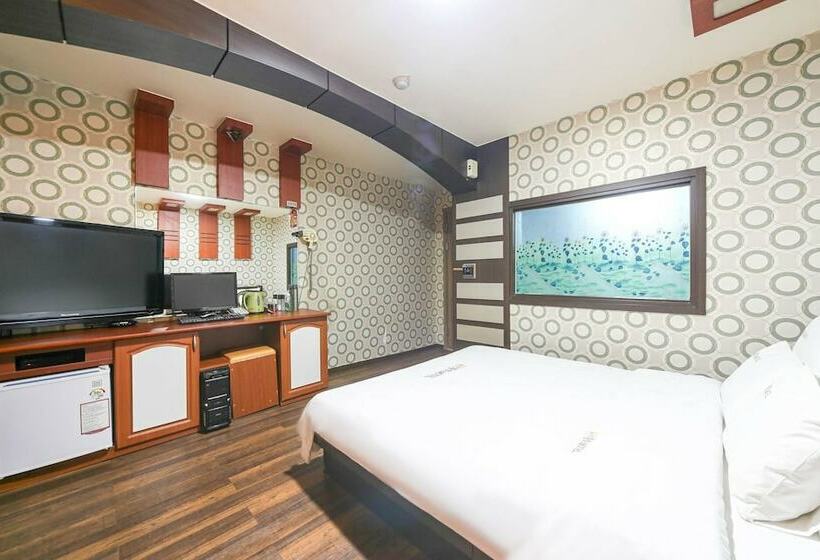Motel Jeonju Geumamdong Hwangto