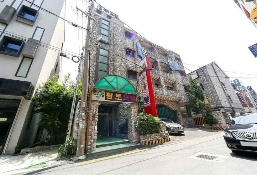 Motel Jeonju Geumamdong Hwangto