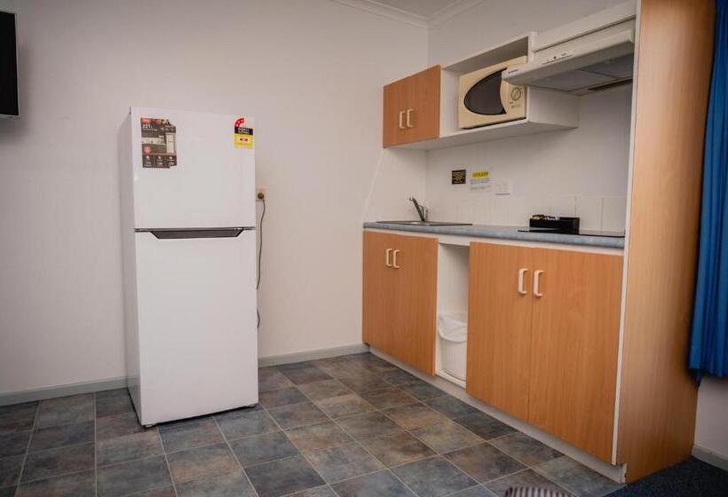 Мотель Pete S Place Roma