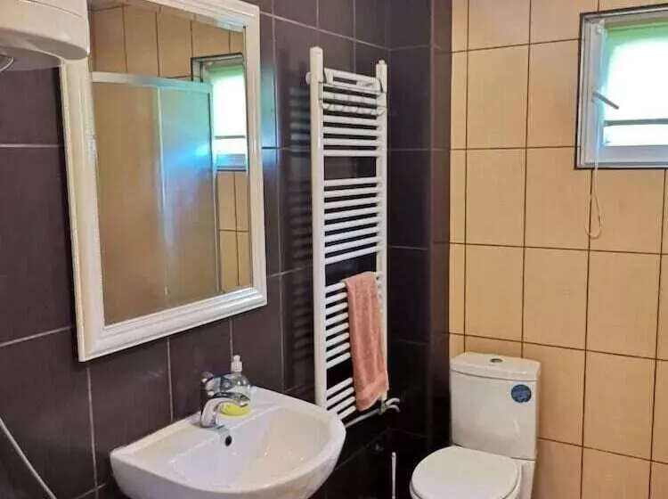 پانسیون Airport Apartments