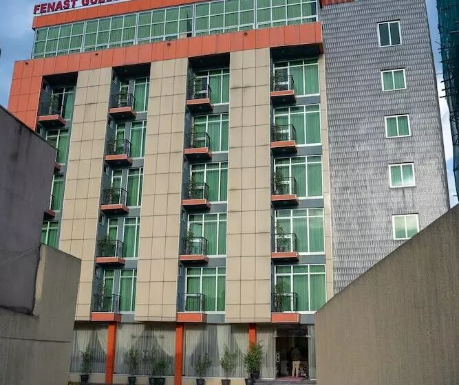 پانسیون Fenast Guesthouse