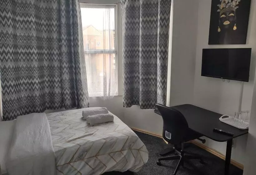 ペンション Follion Lodge