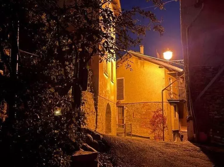 Residenssi Orbregno Country House   Alto Monferrato Hills