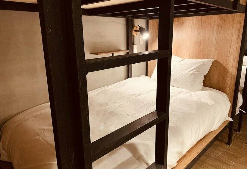 هاستل 以安二館