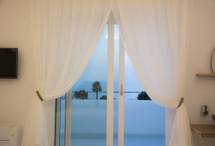 تختخواب و صبحانه Valentino Luxury Room