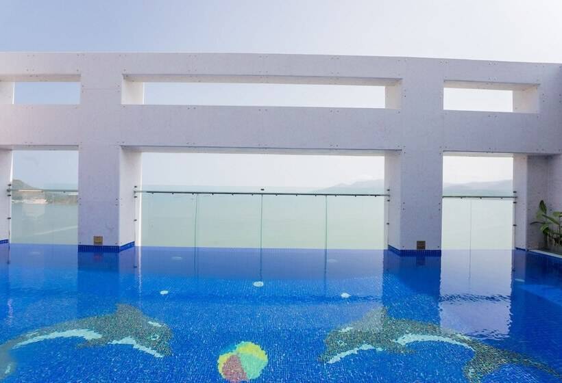 Canary Gold Hotel Quy Nhơn