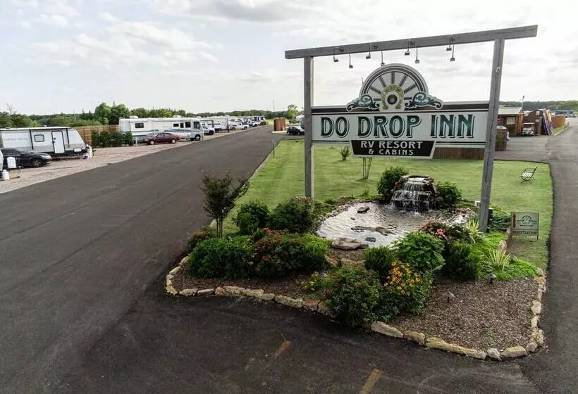 Hotelli Do Drop Inn Rv Resort And Cabins