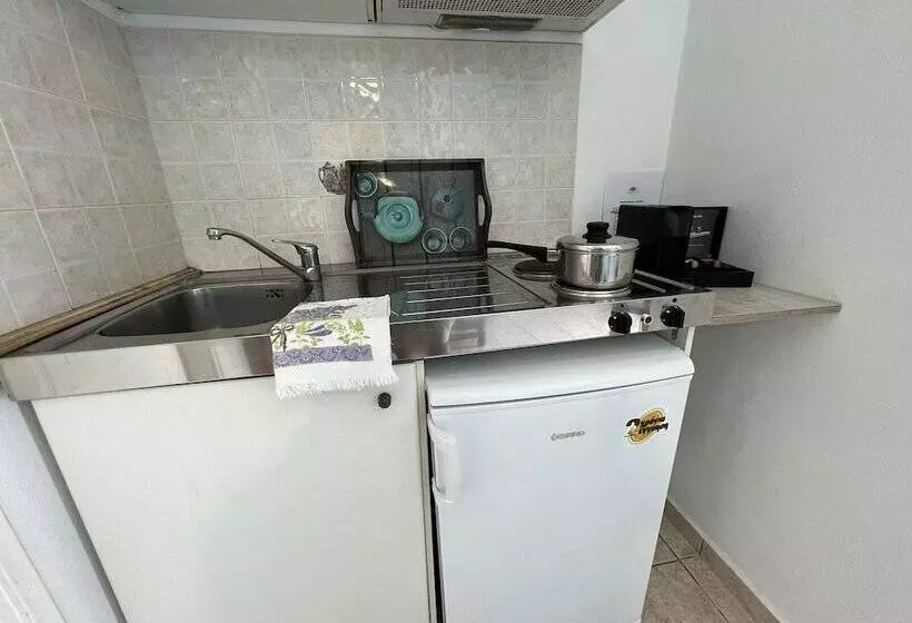 ホテル Georgia Studios