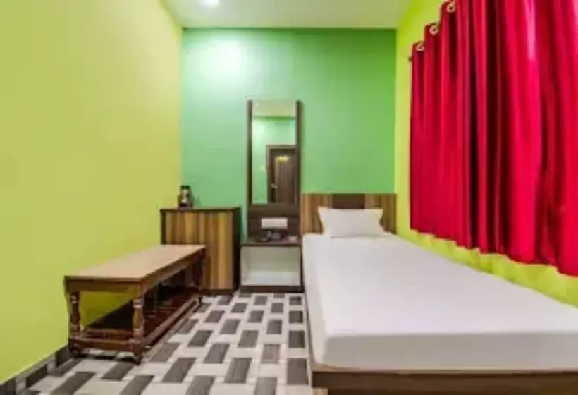 ホテル Goroomgo Vivek Patna