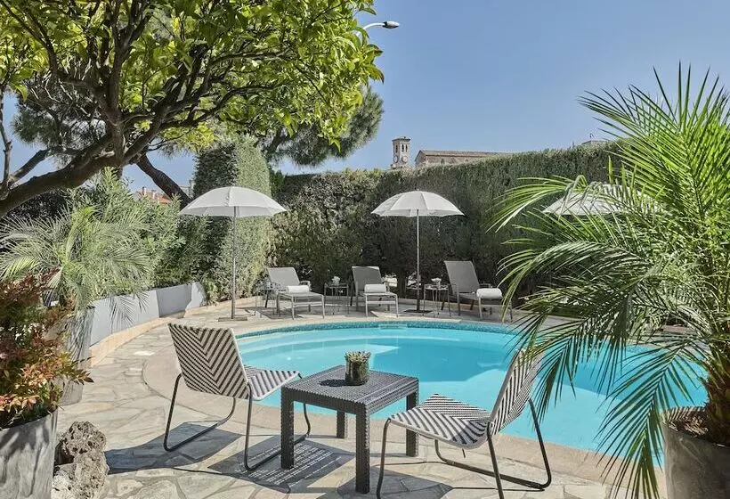 هتل Le Suquet Cannes
