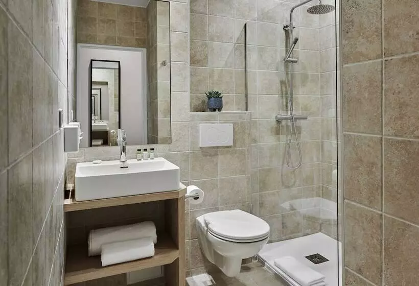 هتل Le Suquet Cannes