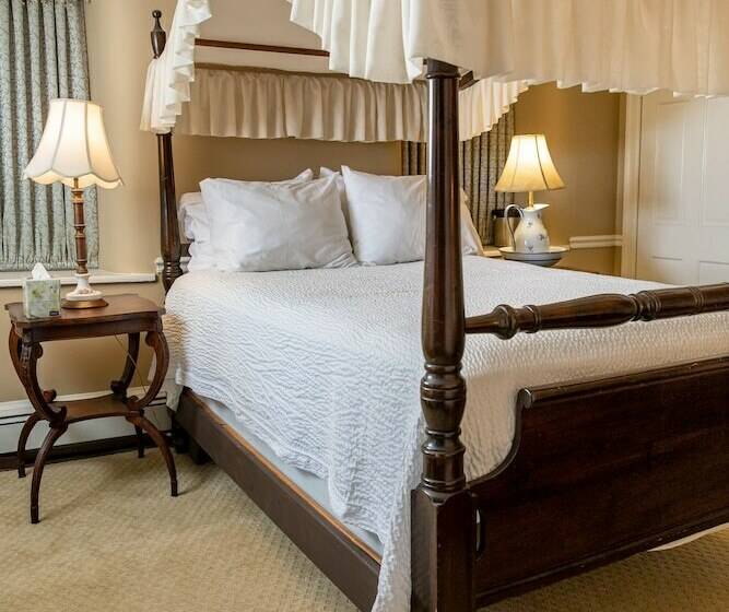 호텔 Plumsteadville Inn