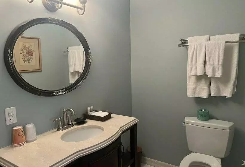 Hotelli Plumsteadville Inn