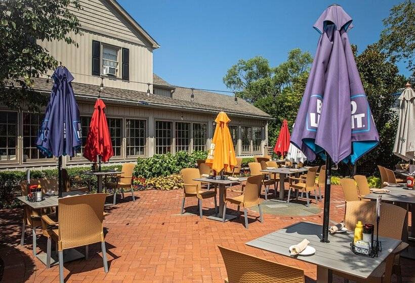 호텔 Plumsteadville Inn