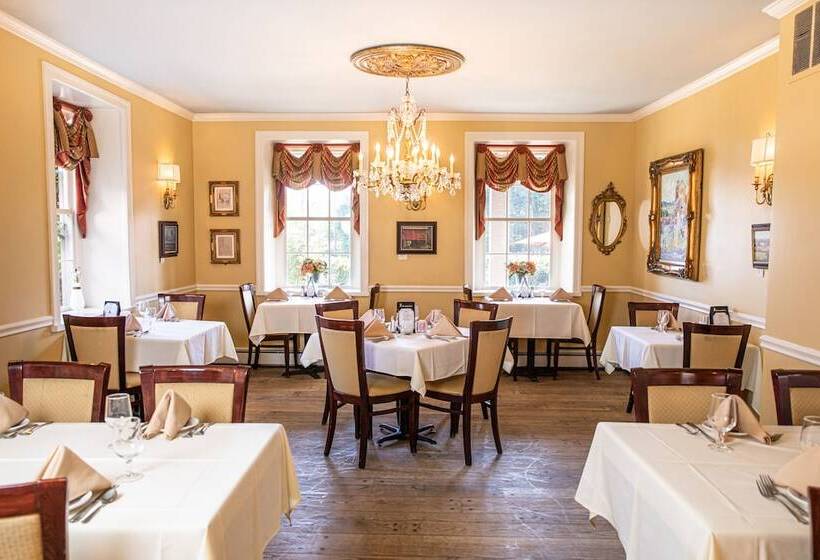 호텔 Plumsteadville Inn