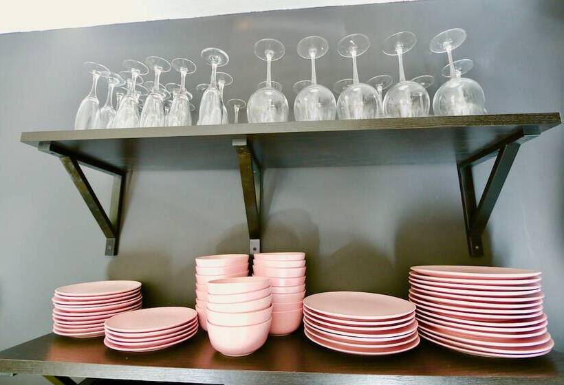 The Marley Hotel By Avantstay 20 Occ Full Hotel Buyout In Palm Springs W/ Pool & Hot Tub!