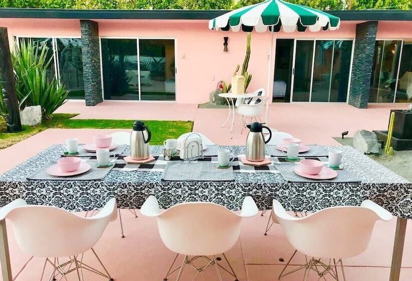 The Marley Hotel By Avantstay 20 Occ Full Hotel Buyout In Palm Springs W/ Pool & Hot Tub!