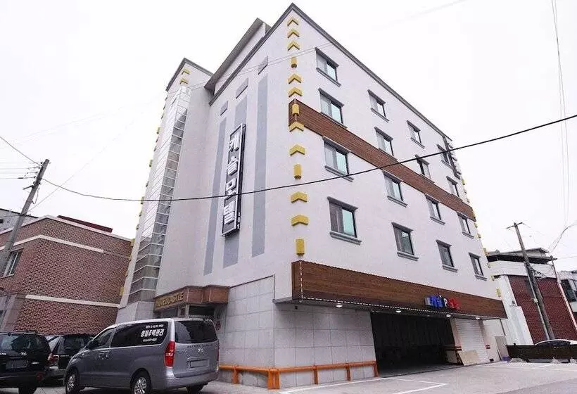 مُتل Andong Castle