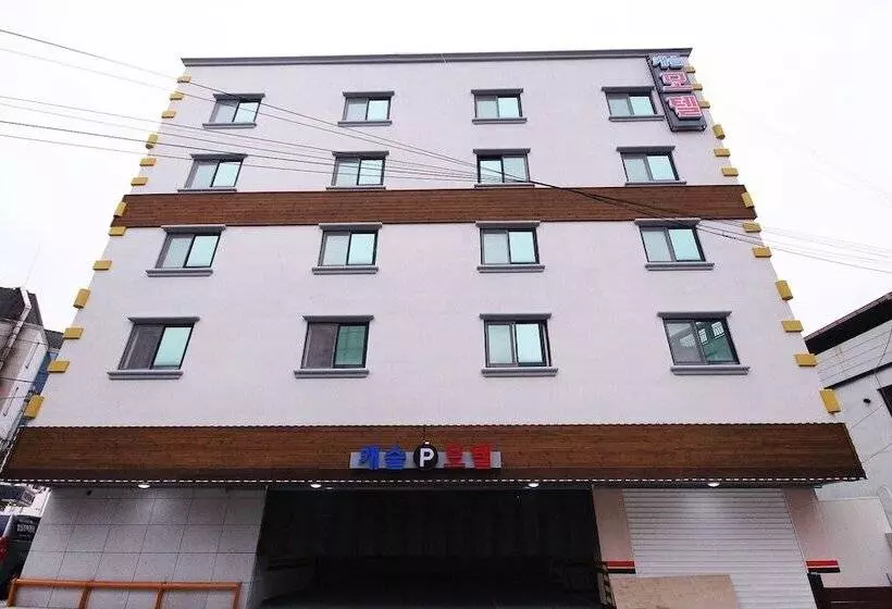 مُتل Andong Castle