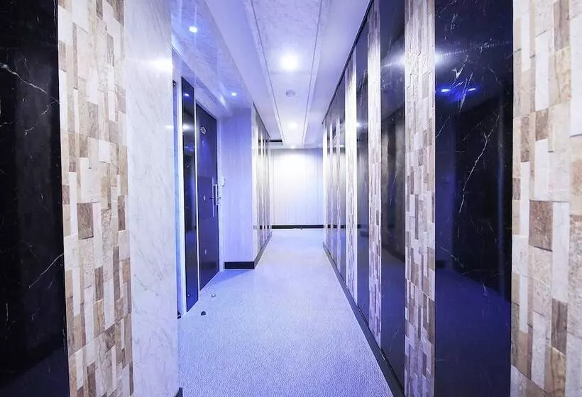 مُتل Andong Castle