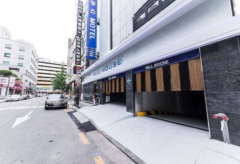 Motel Ansan Gojandong Hill House