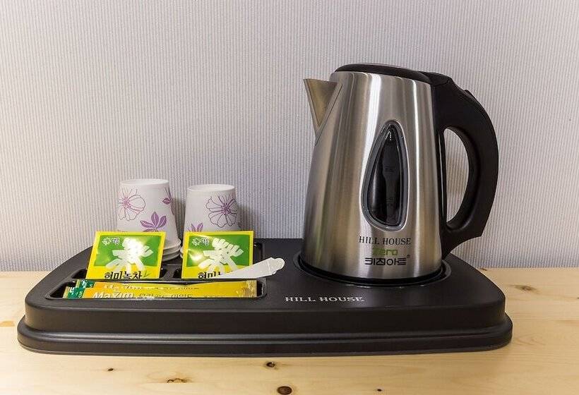 Motel Ansan Gojandong Hill House