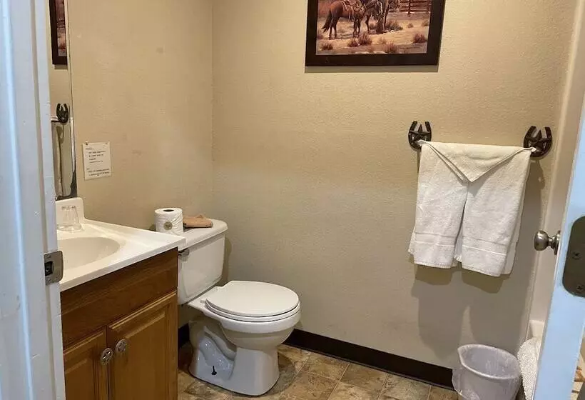 Motelli The Ranch Suites