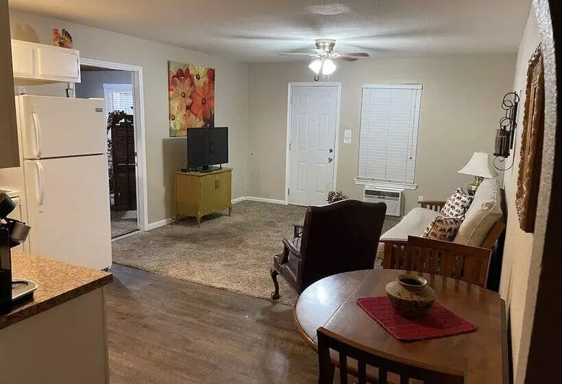 Motelli The Ranch Suites