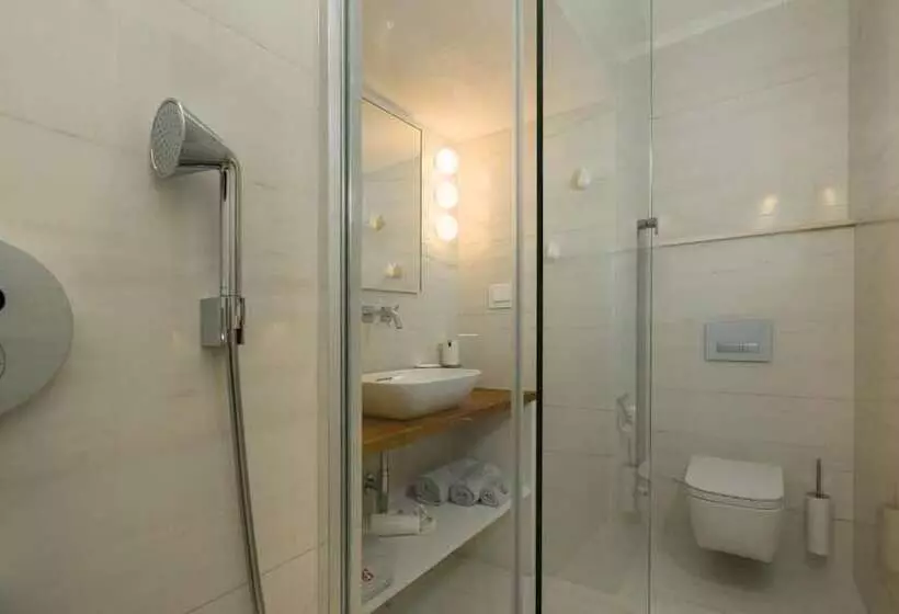 پانسیون Palazzo De Bona