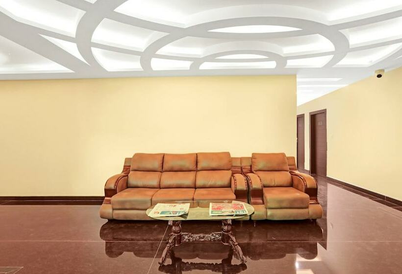 ペンション Treebo Doha King