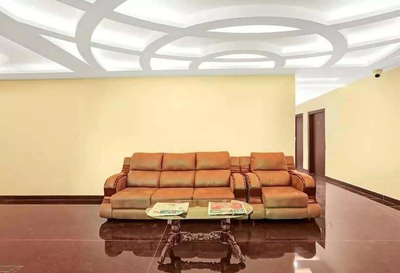 ペンション Treebo Doha King