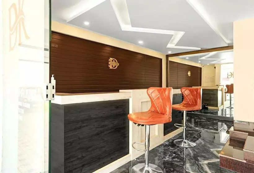 ペンション Treebo Doha King