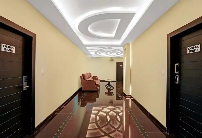 ペンション Treebo Doha King